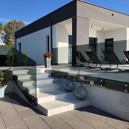 Villa Oleandra Sveti Petar u Sumi Exteriör bild
