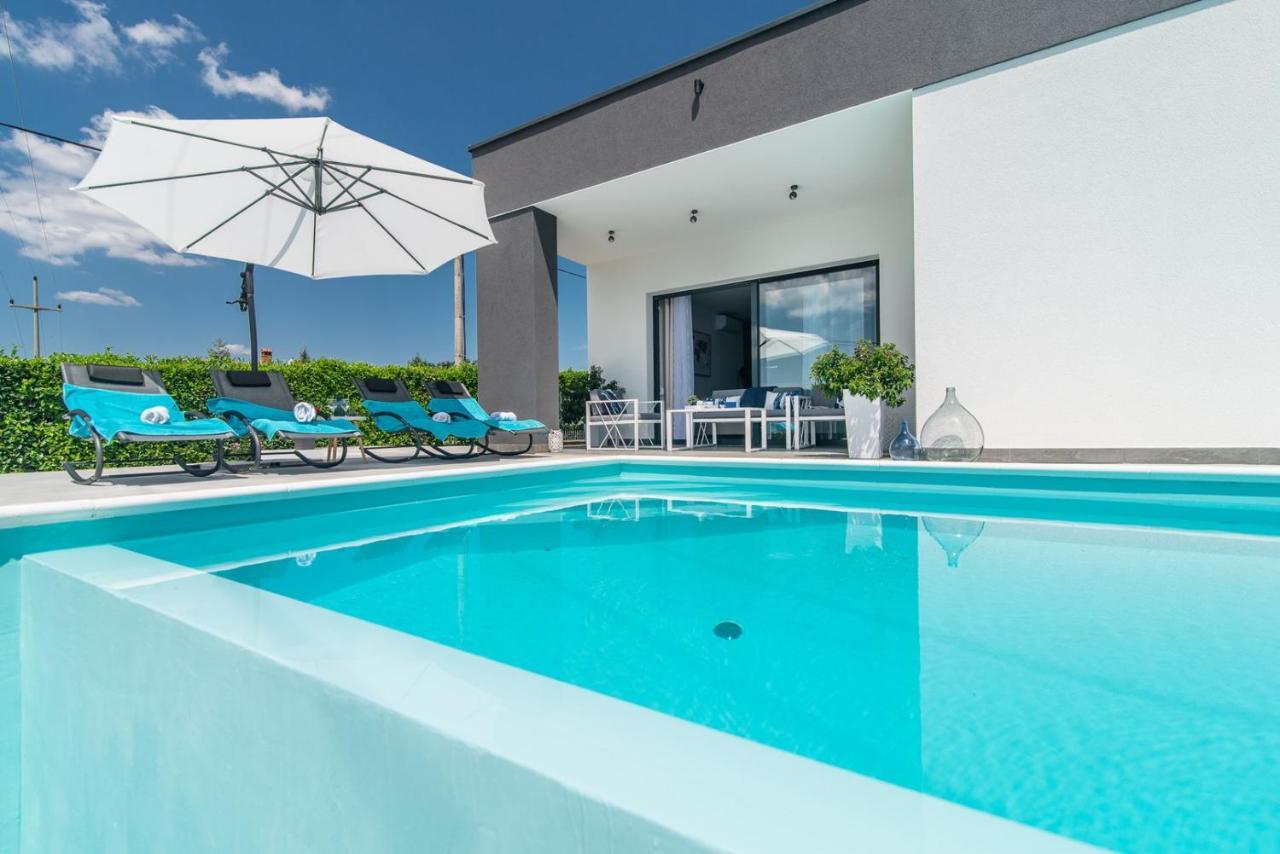 Villa Oleandra Sveti Petar u Sumi Exteriör bild
